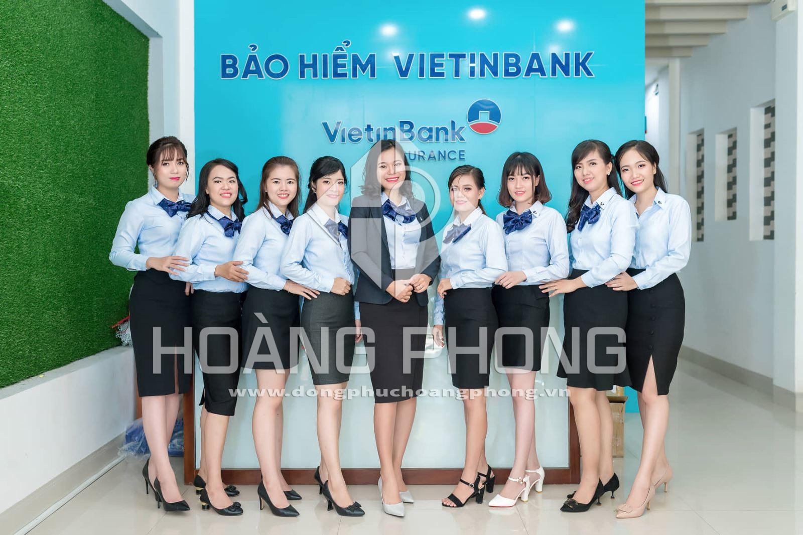 Váy đầm công sở cho nhân viên ngân hàng